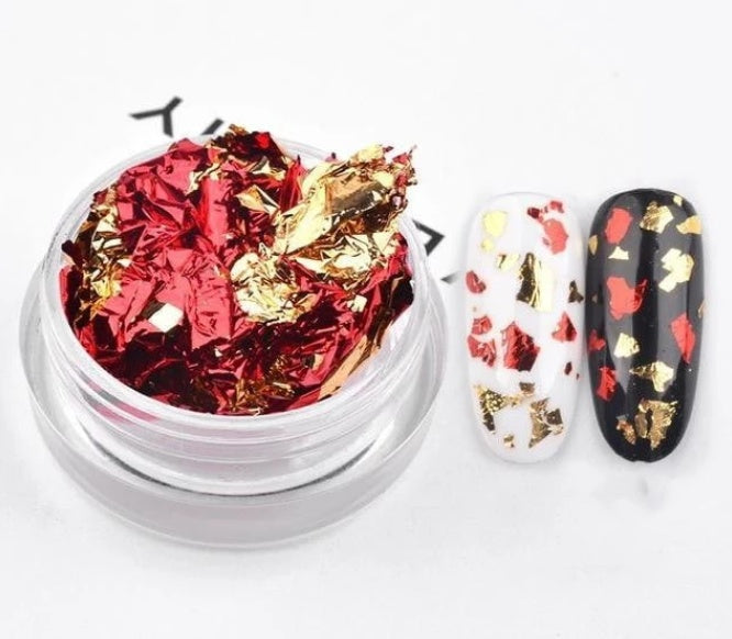 Nagel-Alufolienfragment Nagelschmuck