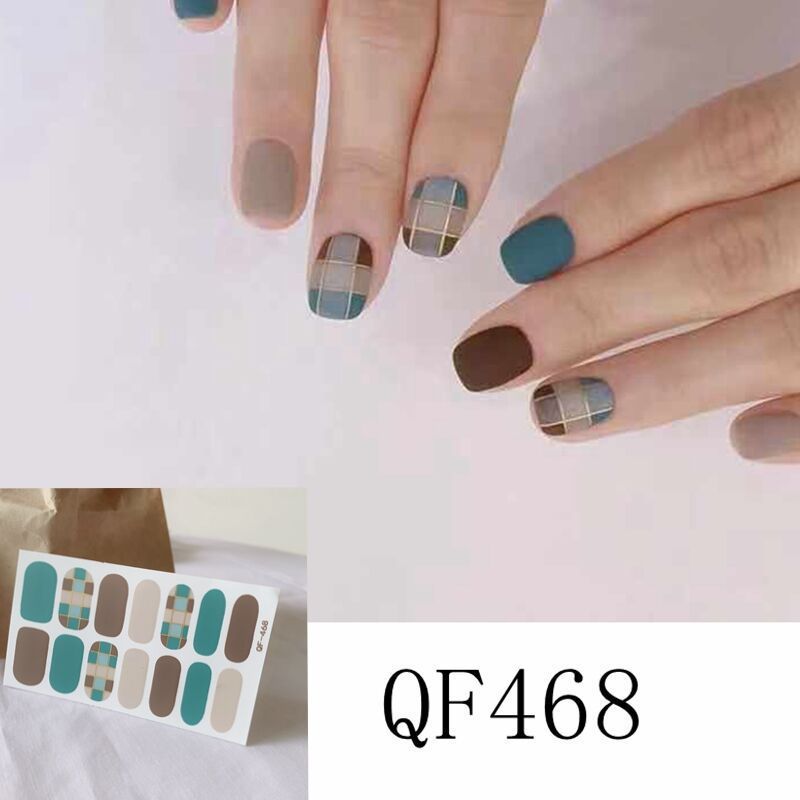Bunte selbstklebende Nagelsticker – Modernes Design für DIY-Maniküre