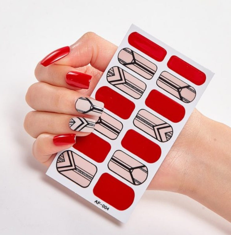 Selbstklebende Nagelsticker – 40 Designs, Farbmix | Gel-Look für Zuhause