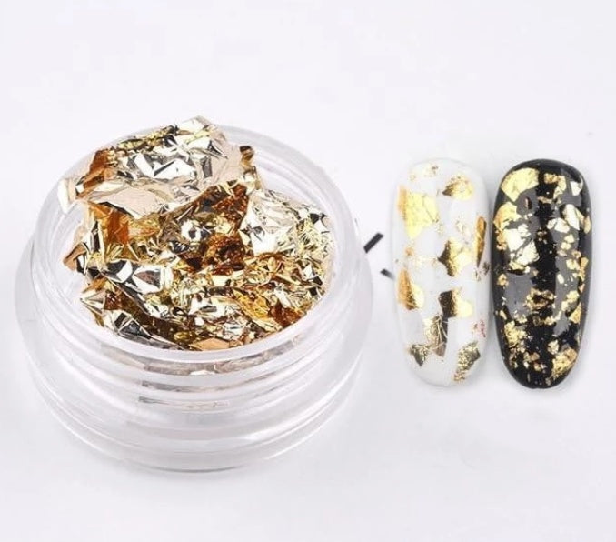 Nagel-Alufolienfragment Nagelschmuck