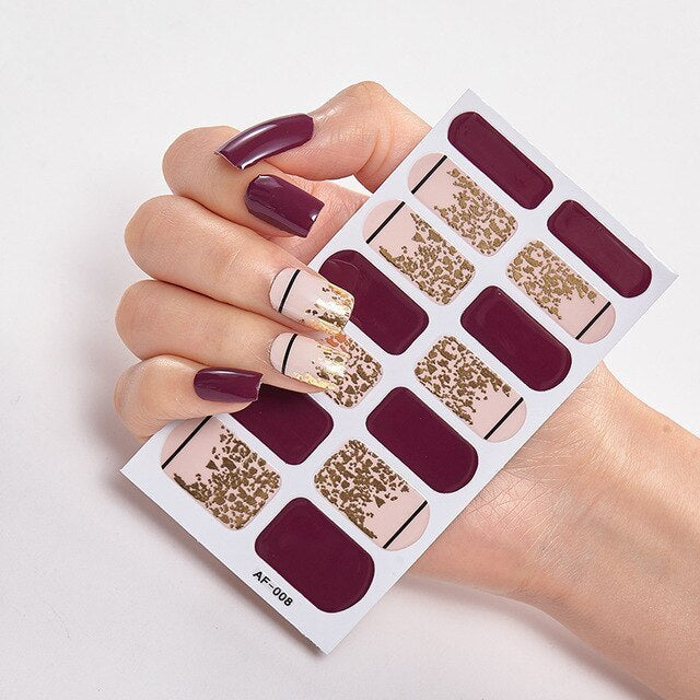 Selbstklebende Nagelsticker 14-teilig – Trendfarben Rot, Rosa & Bordeaux | Glänzende Nail Wraps