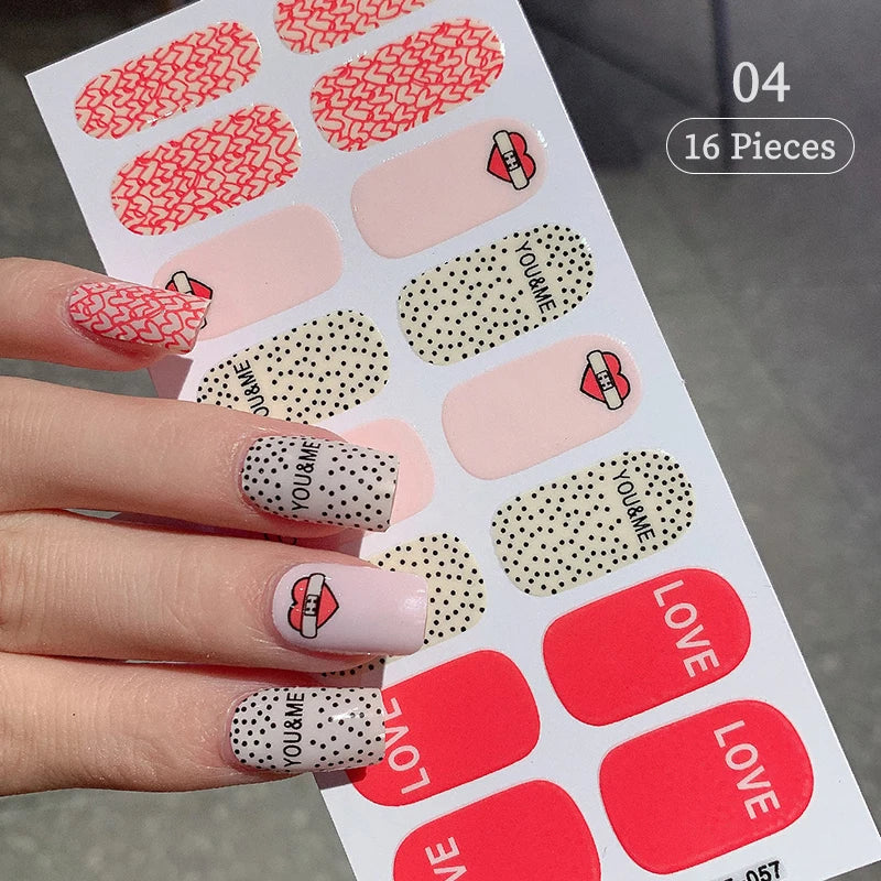 Fullcover Nail Sticker – Modische selbstklebende Nagelfolien mit Glitzer 2.