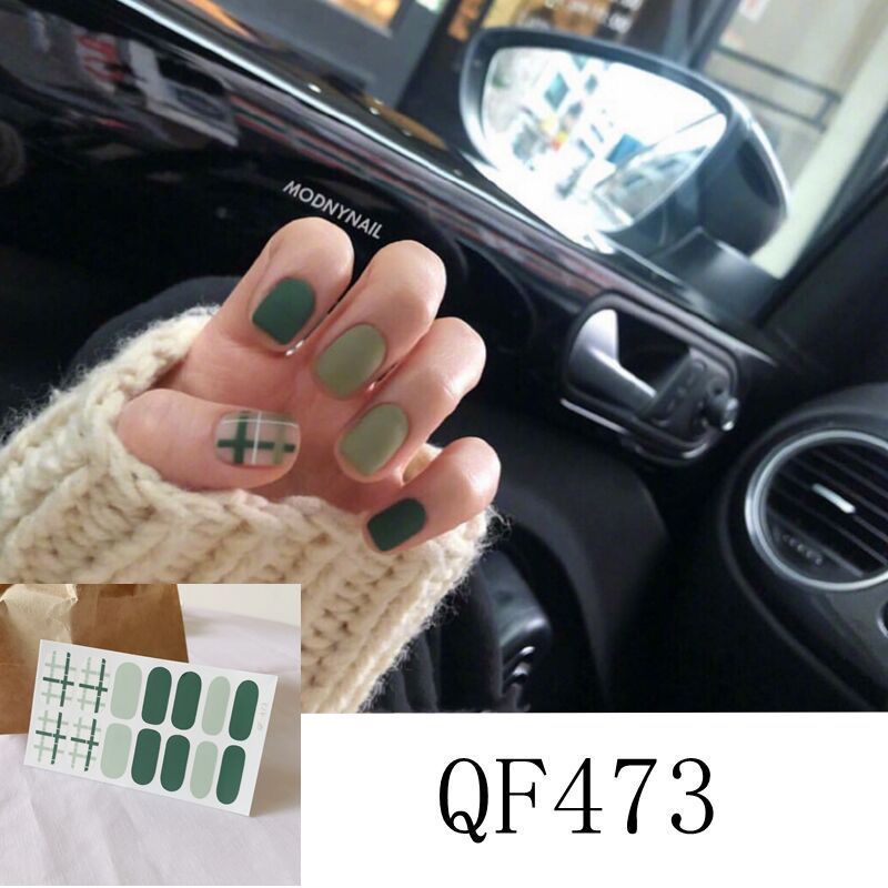 Bunte selbstklebende Nagelsticker – Modernes Design für DIY-Maniküre