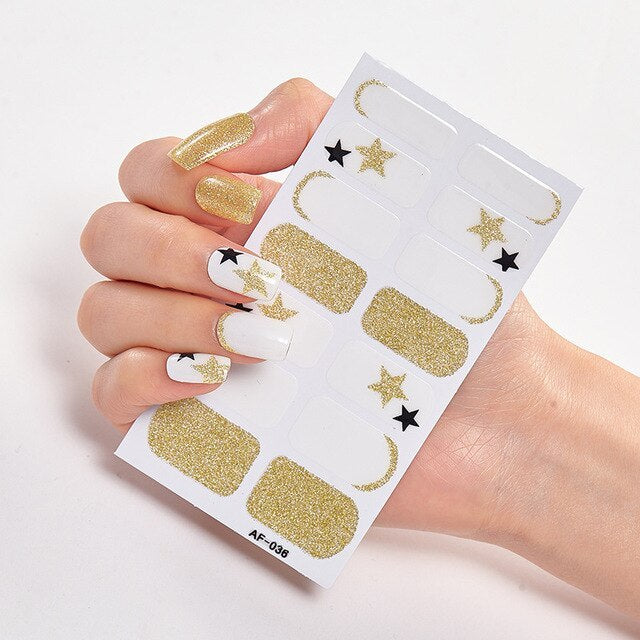 Selbstklebende Nagelsticker 14-teilig – Trendfarben Rot, Rosa & Bordeaux | Glänzende Nail Wraps