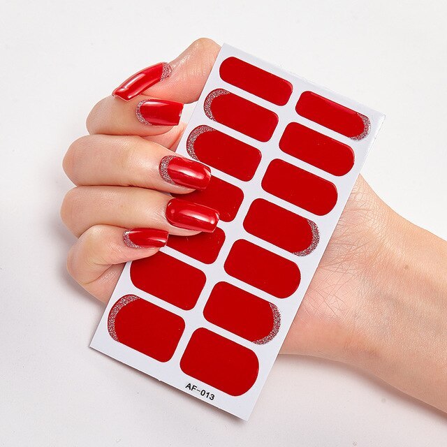 Selbstklebende Nagelsticker 14-teilig – Trendfarben Rot, Rosa & Bordeaux | Glänzende Nail Wraps