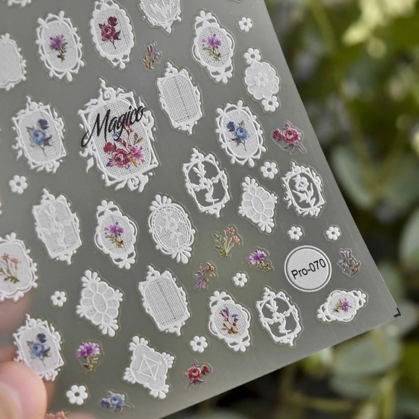 Selbstklebende Spitzen-Nagelsticker – Elegante Lace Design Folien für DIY & Studio Nail Art