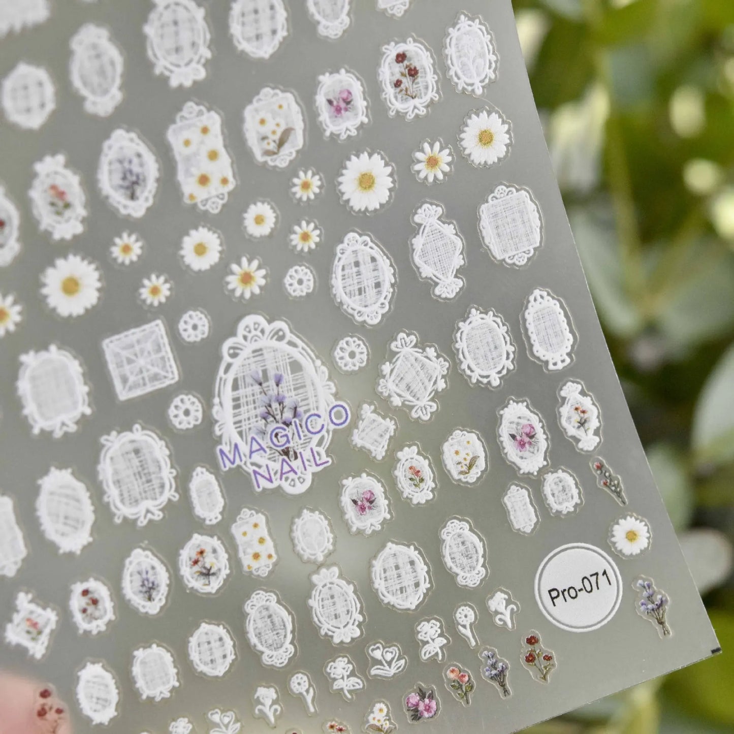 Selbstklebende Spitzen-Nagelsticker – Elegante Lace Design Folien für DIY & Studio Nail Art