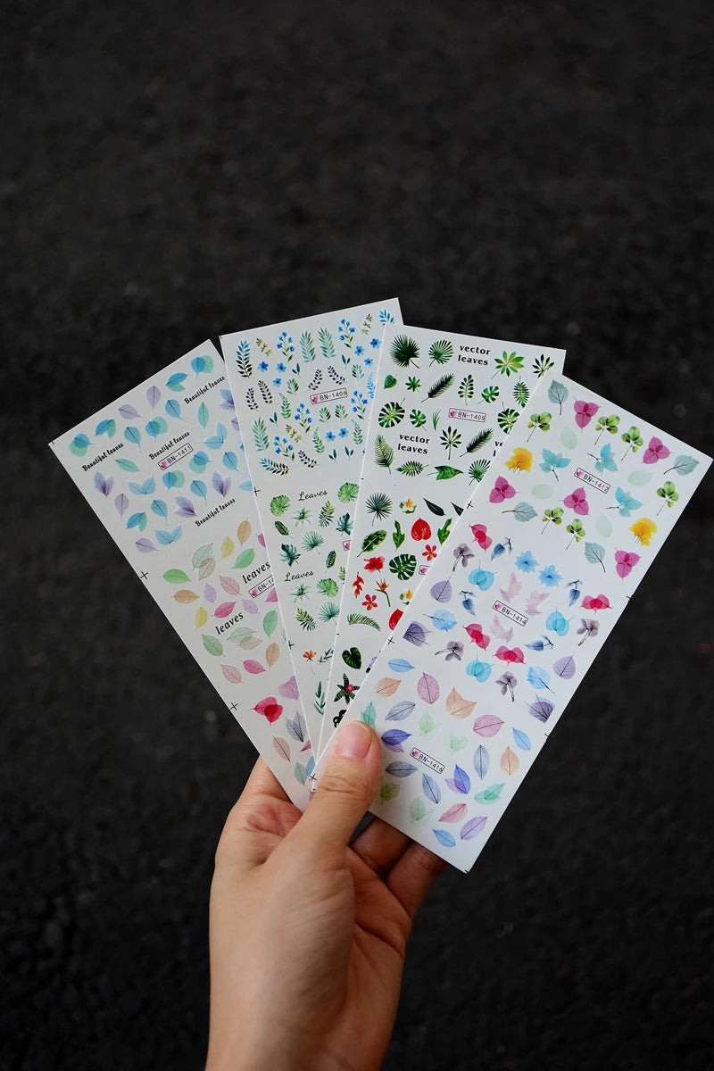 Lavendelblüten Wassertransfer-Sticker – 12 Motive für Nageldekoration
