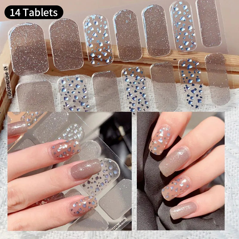 Fullcover Nail Sticker – Modische selbstklebende Nagelfolien mit Glitzer