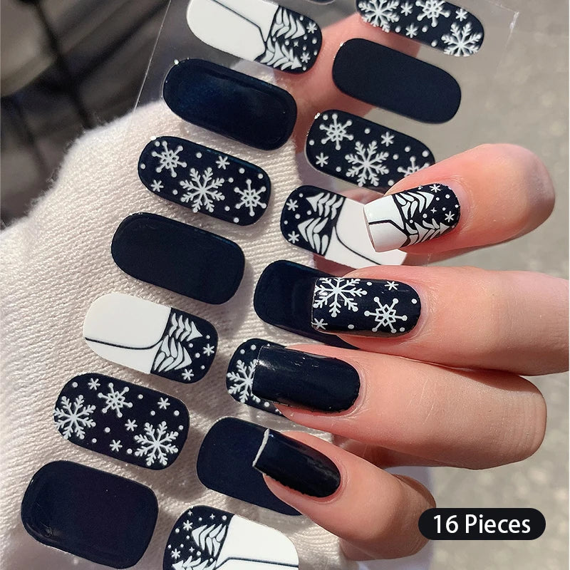 Fullcover Nail Sticker – Modische selbstklebende Nagelfolien mit Glitzer 2.