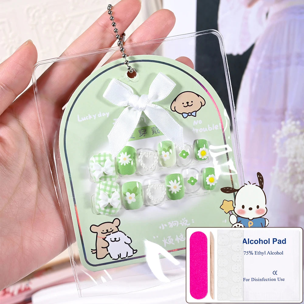 Sanrio Kinder Press-On Nägel – 12 Stück, Hello Kitty, Kuromi, Cartoon Design