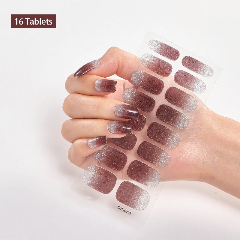 Fullcover Nail Sticker – Modische selbstklebende Nagelfolien mit Glitzer 2.