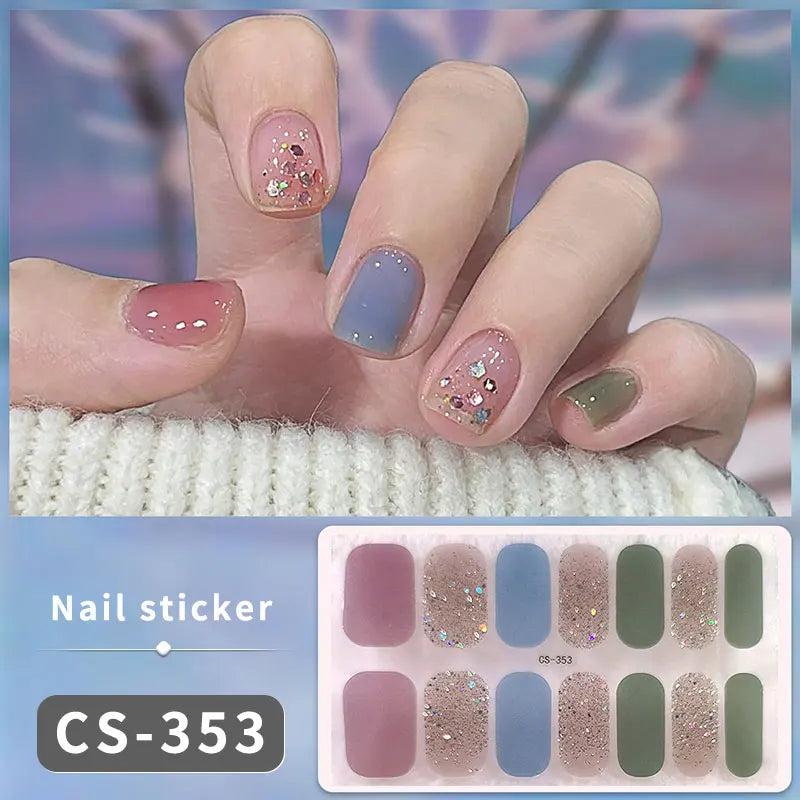 Fullcover Nail Sticker – Modische selbstklebende Nagelfolien mit Glitzer 2.