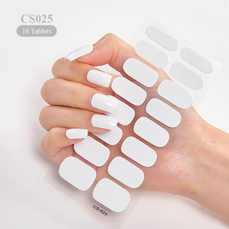 Fullcover Nail Sticker – Modische selbstklebende Nagelfolien mit Glitzer 2.