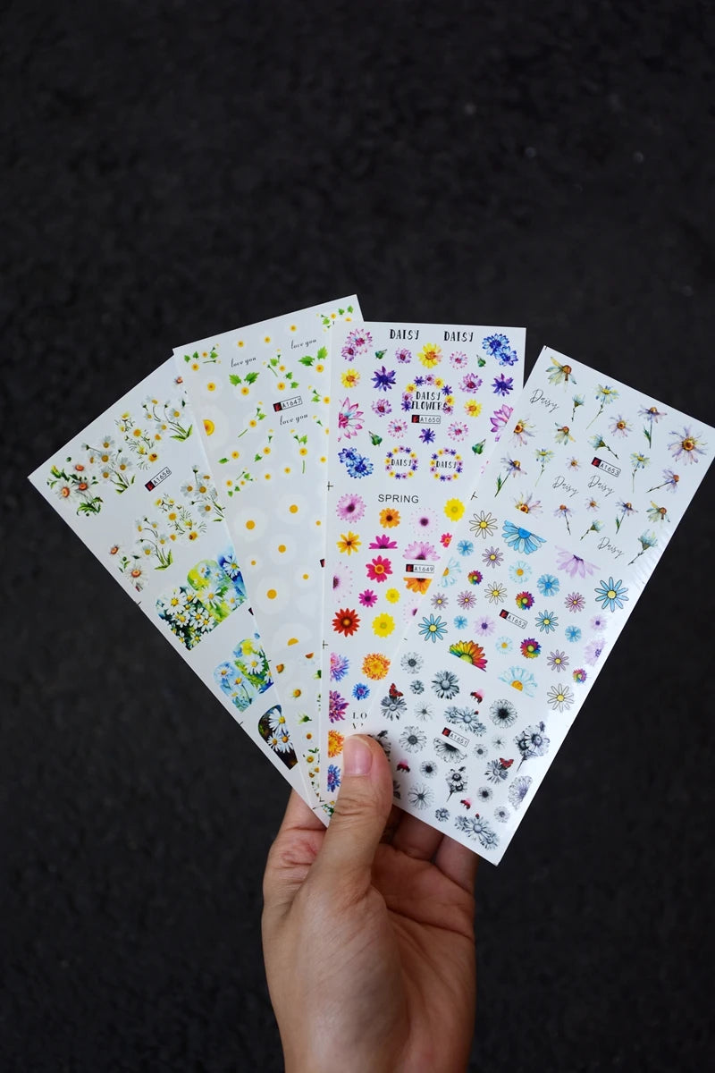 Lavendelblüten Wassertransfer-Sticker – 12 Motive für Nageldekoration