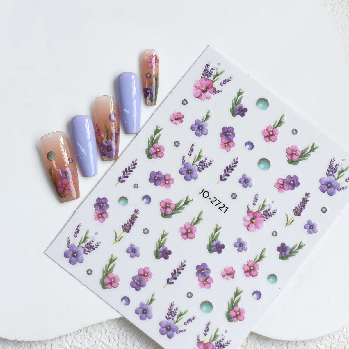 3D Nagelsticker Weißer Pflaumenblüten mit Goldperlen & Schmetterlingen 2.