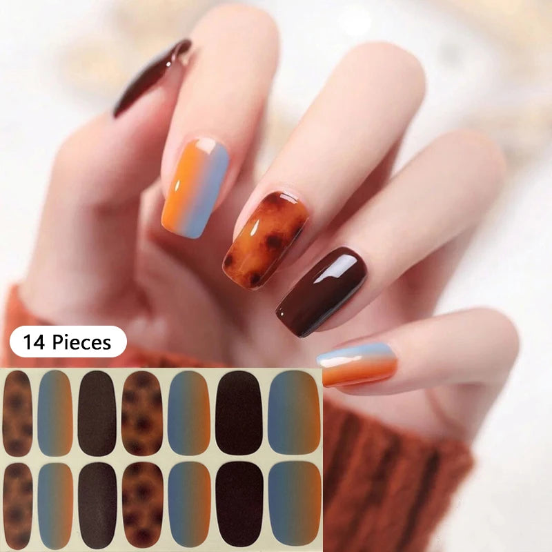 Fullcover Nail Sticker – Modische selbstklebende Nagelfolien mit Glitzer 2.