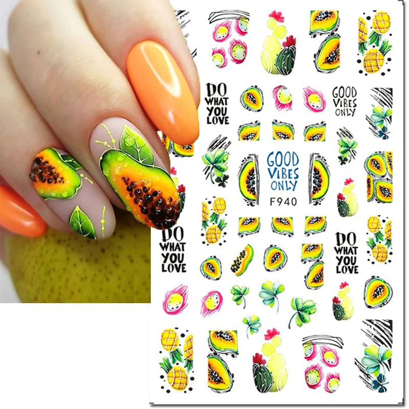 3D Nagelsticker Weißer Pflaumenblüten mit Goldperlen & Schmetterlingen